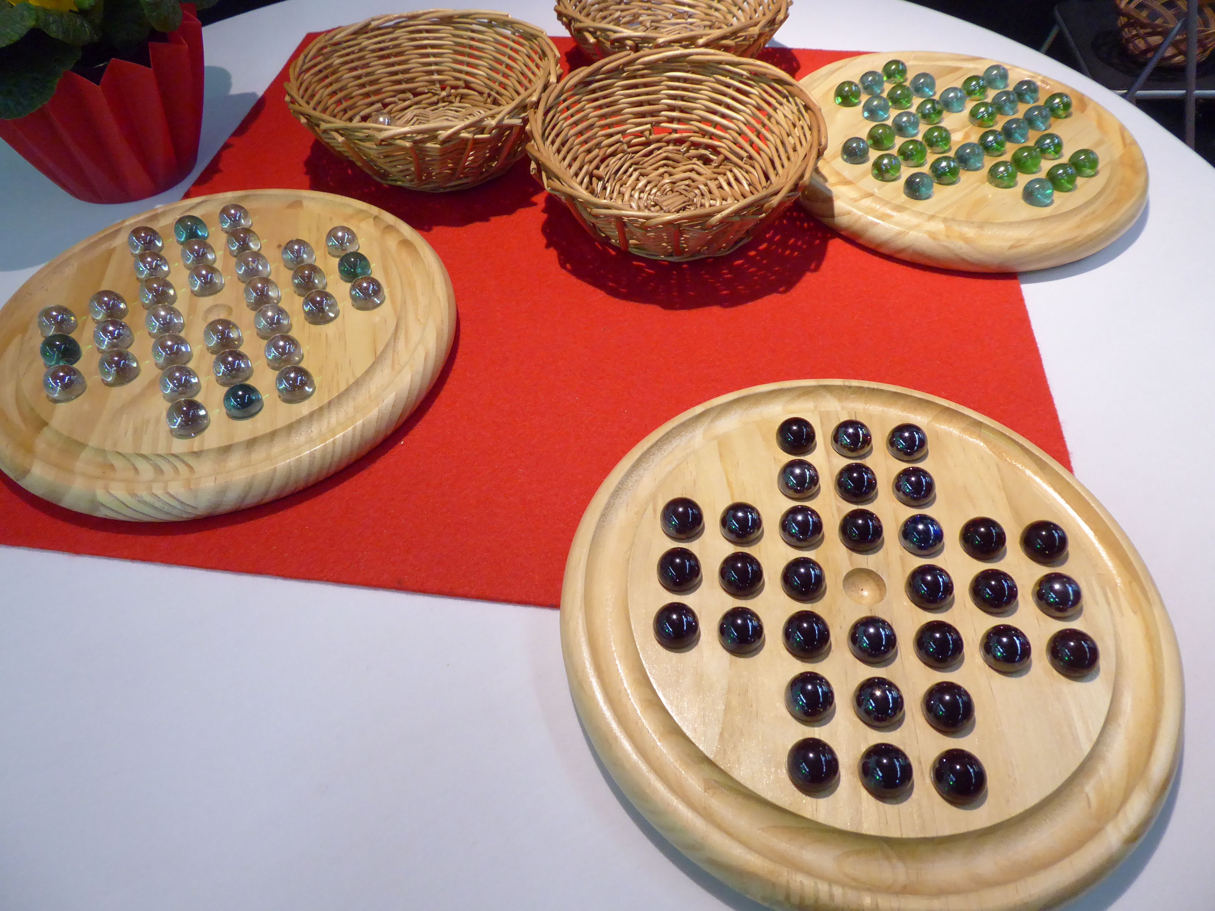 Solitär, Einsiedlerspiel mit Glasmurmeln